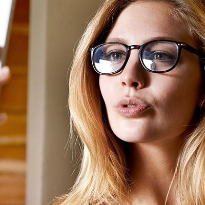 7 Lý do chứng tỏ kính áp tròng tiện hơn kính cận