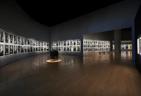 001_THE LITTLE BLACK JACKET EXHIBITION IN SINGAPORE