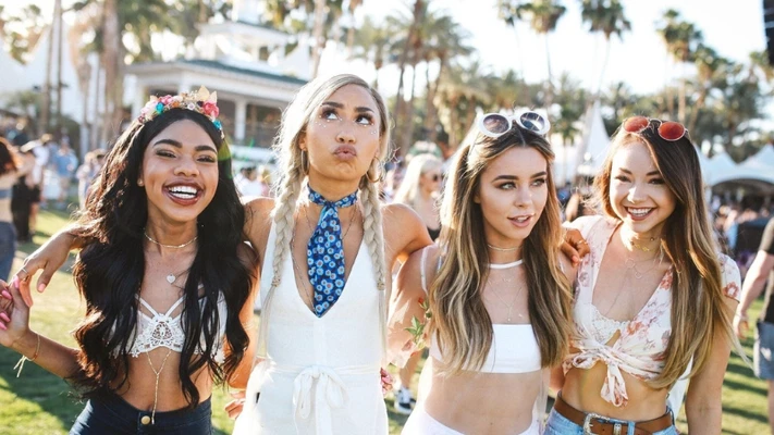 elle việt nam coachella 24