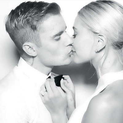 justin bieber cưới hailey baldwin