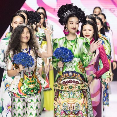hoa hậu đỗ mỹ linh hóa nàng mỵ châu trong bộ sưu tập thủy nguyễn