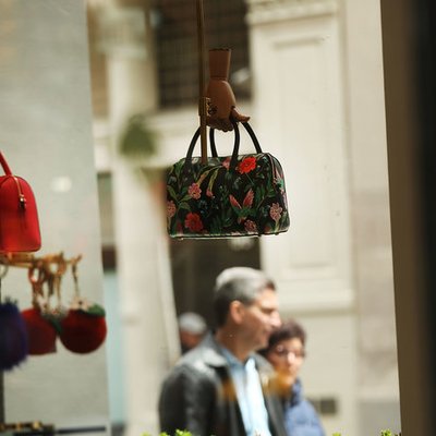 Coach mua lại Kate Spade