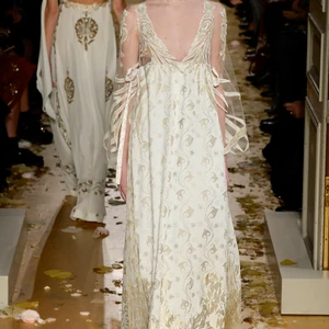 valentino-spring2016-ellevietnam(21)