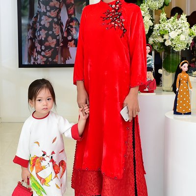 Ca sĩ Đoan Trang và con gái