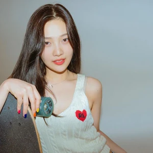 tanktop hè 2023 phong cách