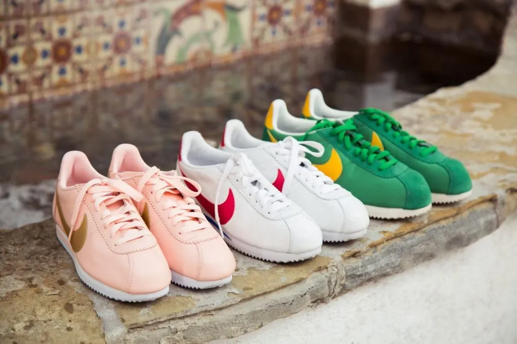 Bella Hadid có 50 đôi sneaker