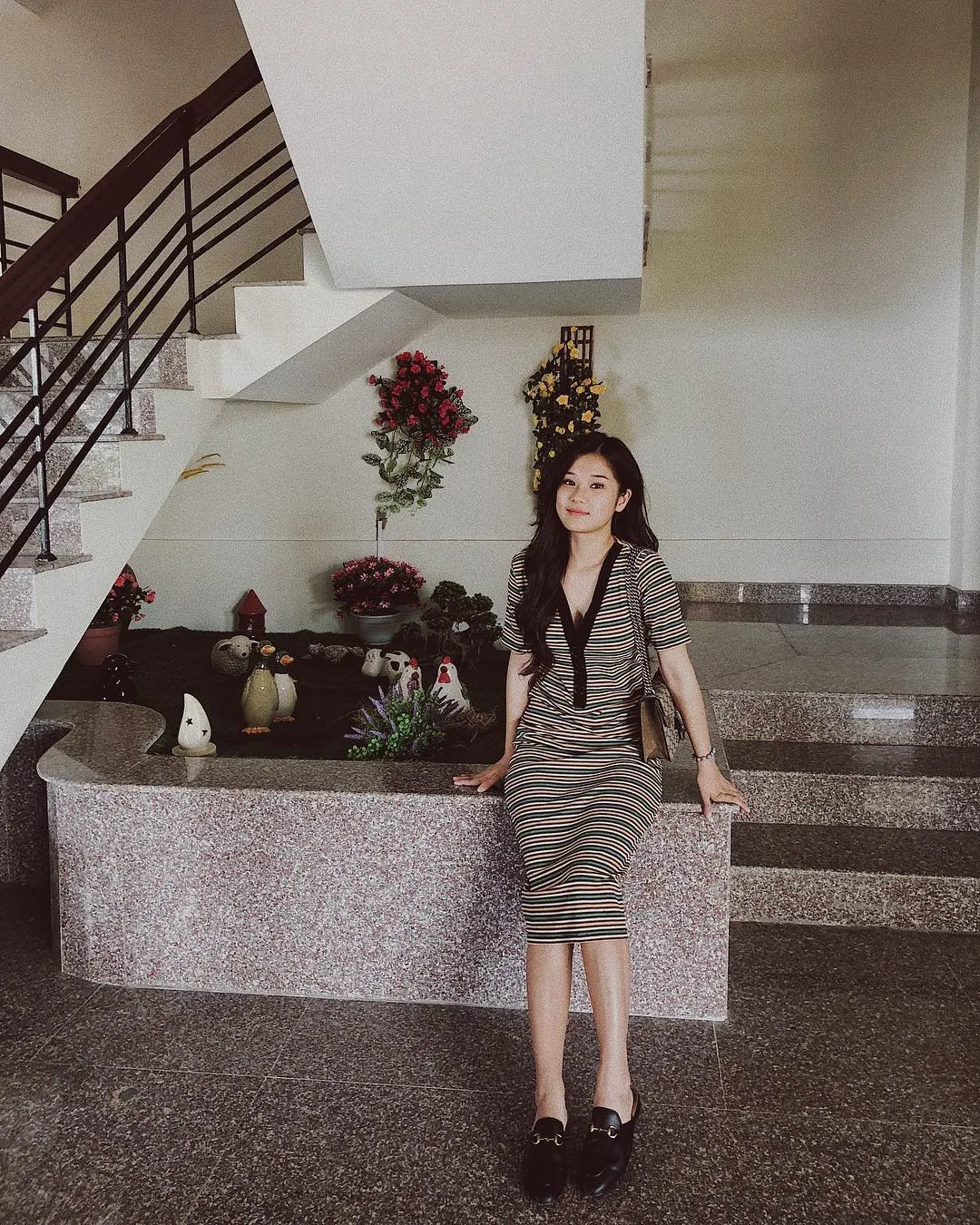 Xu hướng giày hở gót 6