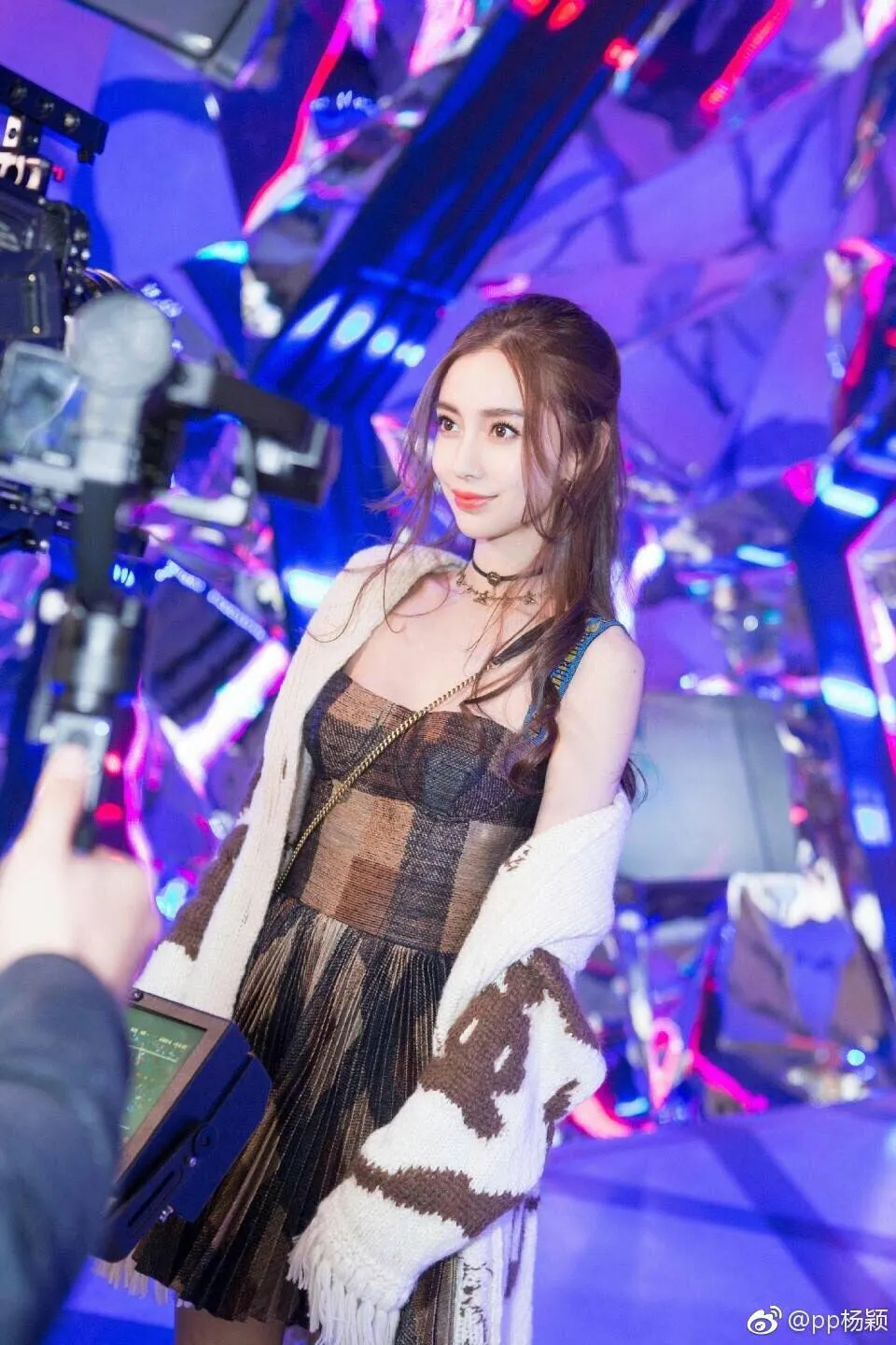 Angela Baby - elle 17