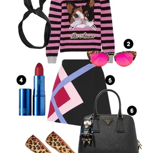 THỨ 7: 1. Băng đô Yunotme, 2. Kính mắt Krewe, 3. Áo Gucci, 4. Son Lipstick Queen, 5. Váy MSGM, 6. Túi Prada, 7. Giày Charlotte Olympia