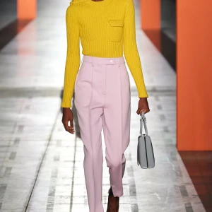00024-prada-fall-2023-ready-to-wear-credit-gorunway