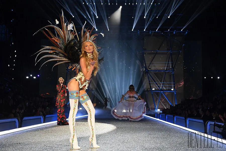 Hình ảnh Victoria’s Secret Show đốt cháy mạng xã hội tuần qua ELLE VN