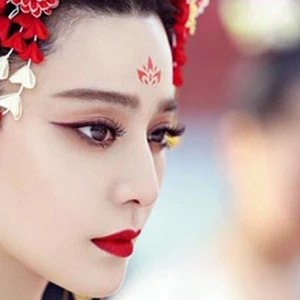 Vàng 24K – Bí kíp làm đẹp của các bậc đế vương