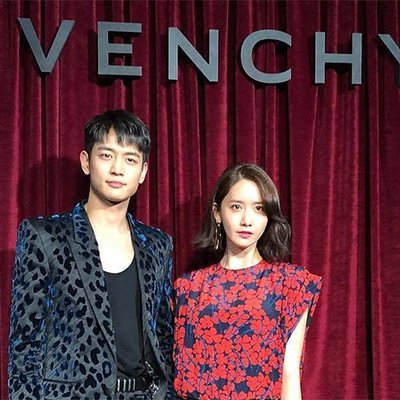 Minho (SHINee) tháp tùng Yoona (SNSD) tại show thời trang của thương hiệu Givenchy