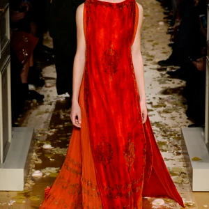 valentino-spring2016-ellevietnam(3)