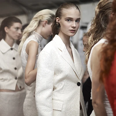 Tuần lễ thời trang New York 2019 đón chào sự trở lại của nhà mốt Proenza Schouler