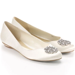 giay cuoi cho co dau