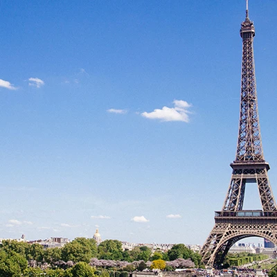 Kí sự du lịch Paris: "Gạn đục khơi trong"
