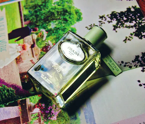 ellevn Nuoc hoa Prada Infusion D Iris