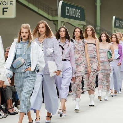 bộ sưu tập cruise 2020 của chanel