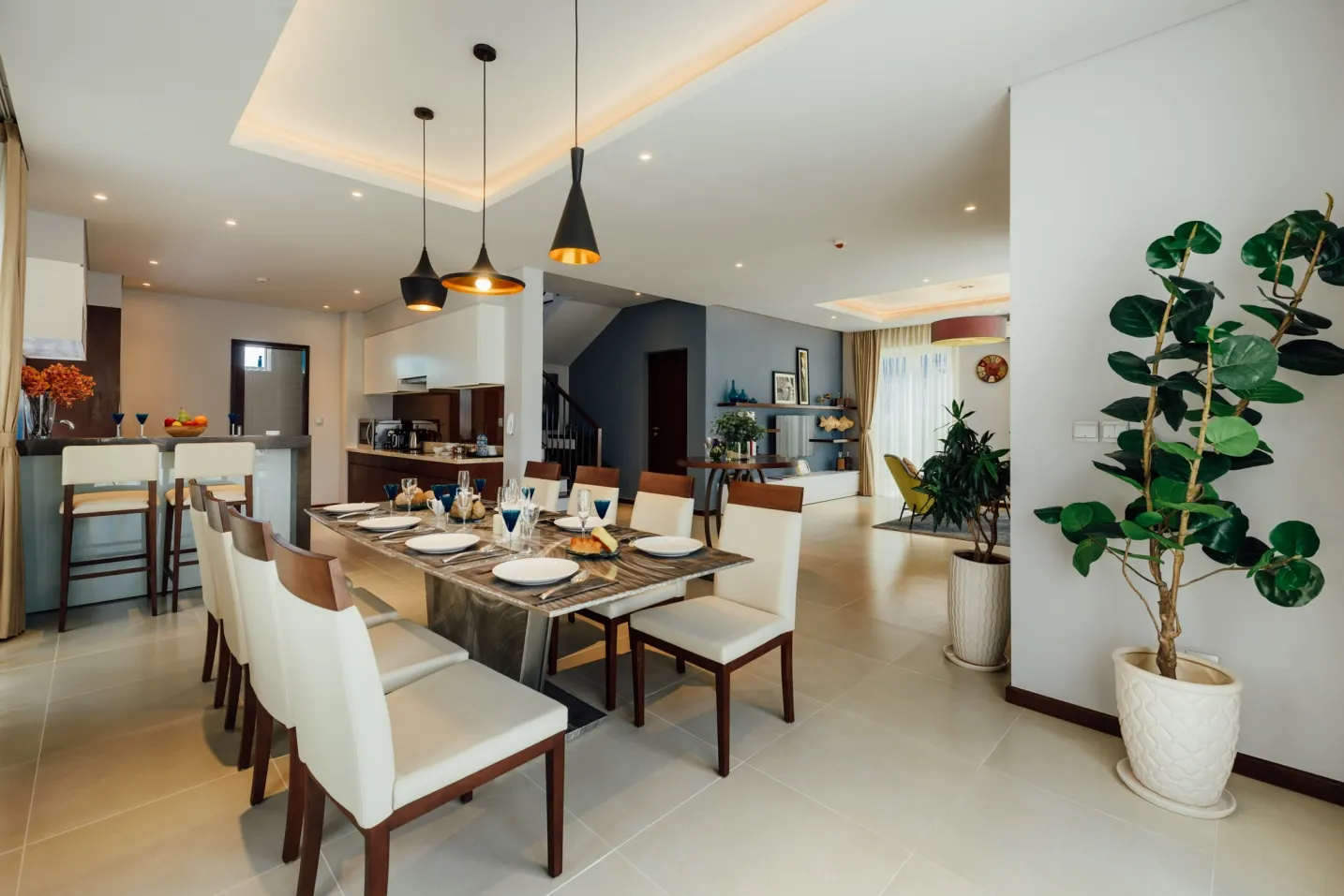 không gian bếp Novotel Phú Quốc - elle vietnam