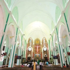 Nhà thờ Cha Tam và kiến trúc Gothic ở Chợ Lớn