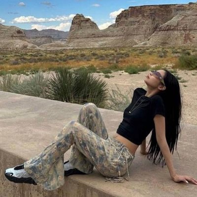 jennie diện thời trang sanh điệu tại arizona