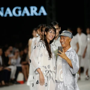 Tuần lễ Thời trang ELLE Thailand Xuân Hè 2016