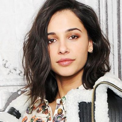 Tất cả những gì bạn chưa biết về Naomi Scott - nàng Jasmine của Aladdin