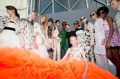 muoi-diem-noi-bat-tuan-le-couture-giamvalli