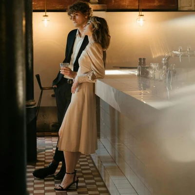 hướng nội hẹn hò