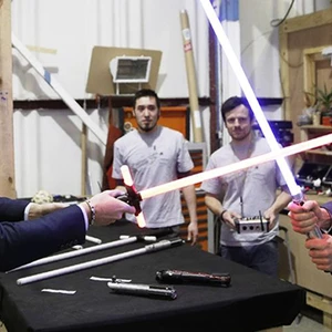 Bộ đôi Hoàng tử Harry và William chính thức xuất hiện trong bom tấn Star Wars: Jedi cuối cùng