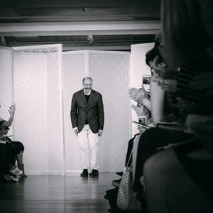 Hình ảnh hậu trường từ Bridal Spring Fashion Week 2017 - ellevietnam 58