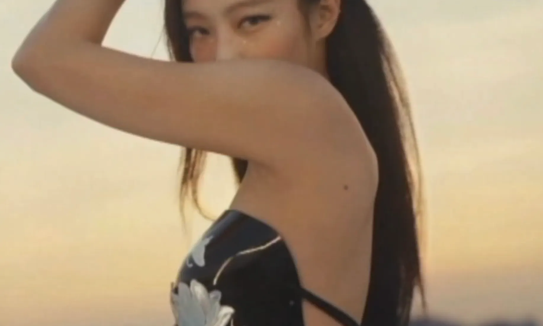 elle-thoi-trang-jennie-seoul-city-14