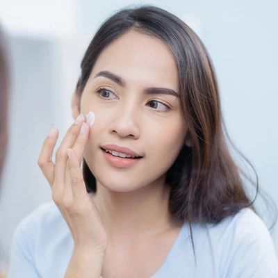 D-na cải thiện làn da trắng sáng