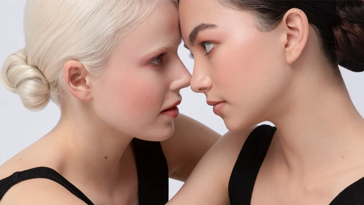 làn da được nâng niu bởi các sản phẩm chất lượng