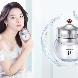 ELLExWHOO tổ chức buổi trò chuyện về chủ đề dưỡng trắng da
