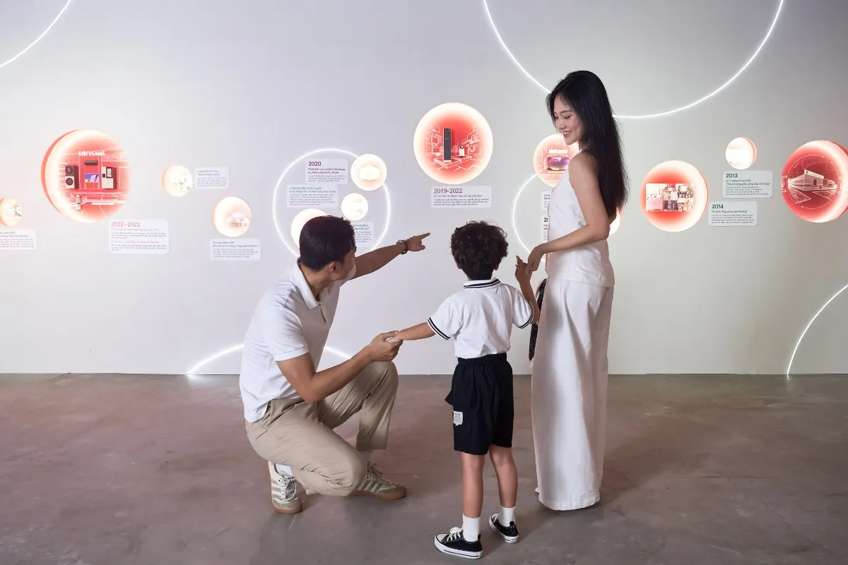 Không gian triển lãm đầy tính nghệ thuật tại “The Art-ffection by LG”.