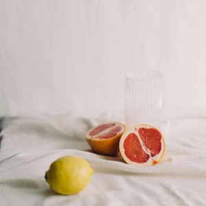 bưởi là trái cây hỗ trợ giảm cân, cũng có nhiều lợi ích cho cơ thể