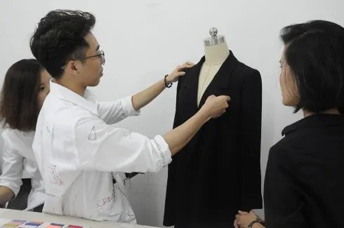 Bộ sưu tập thời trang WEPHOBIA x HOANGKU - ellevietnam 02