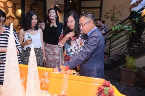 Chương trình Ra mắt bộ quà tặng Càfê RuNam đã diễn ra trong không khí ấm cúng, thân tình với những vị khách mời thân thiết của hệ thống cà phê Ru Nam và các đại diện cơ quan báo chí, truyền thông.