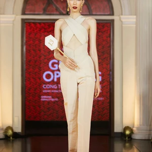 Cong Tri Xuân Hè 2022 look 13