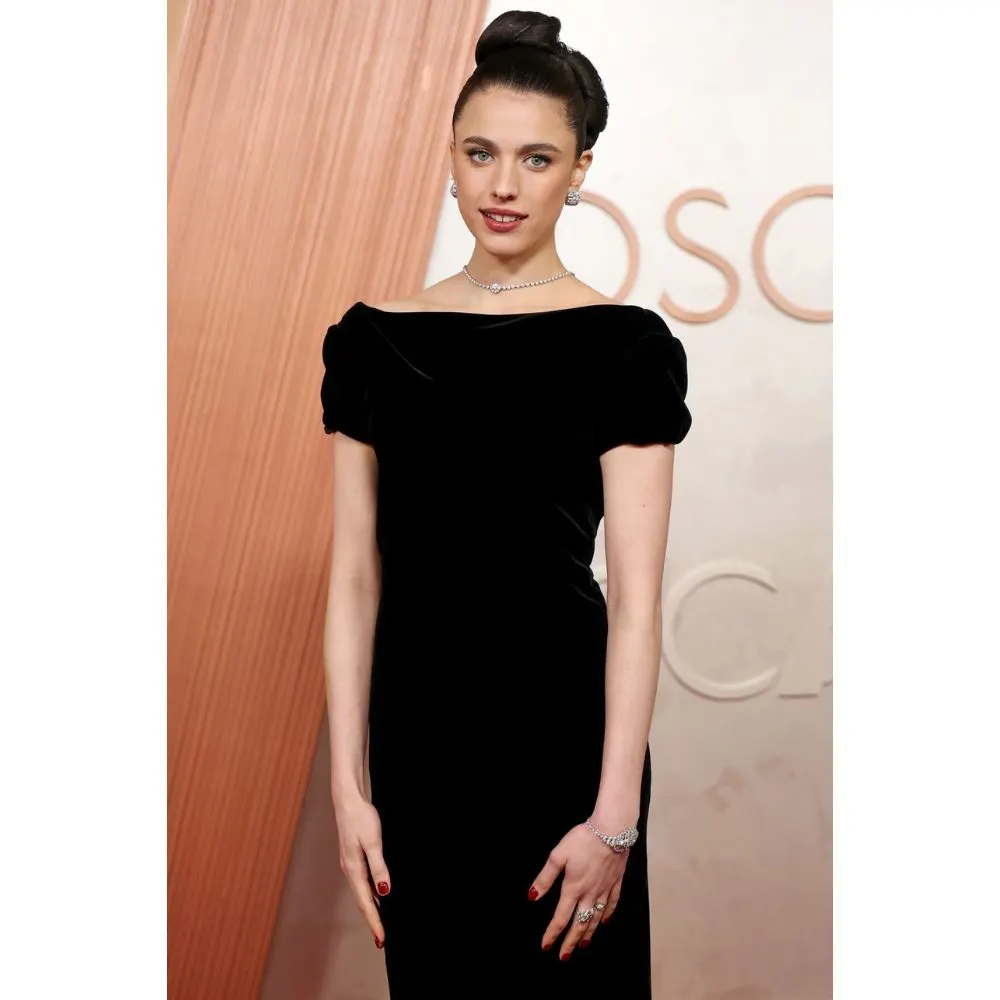Hình ảnh Margaret Qualley tại Oscar 2025.