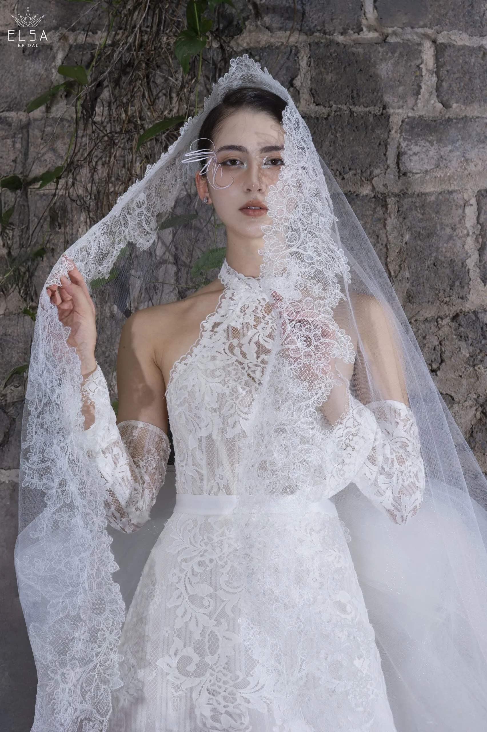 áo cưới ren Elsa Bridal