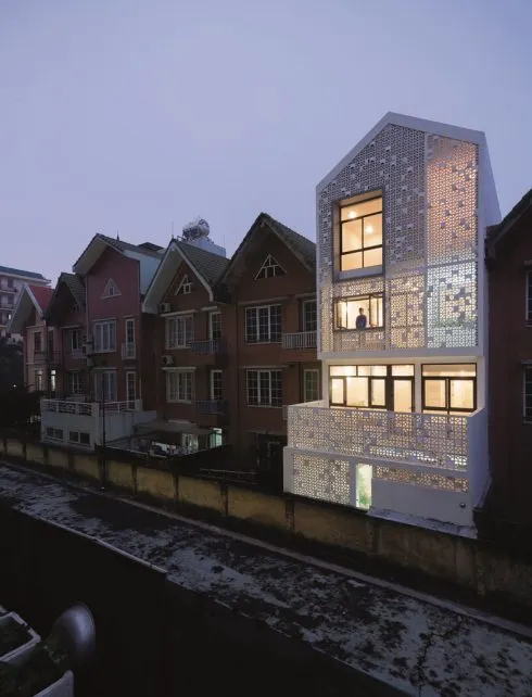 kien-truc-su-ta-tien-vinh-kien-truc-cung-can-dung-cam-1