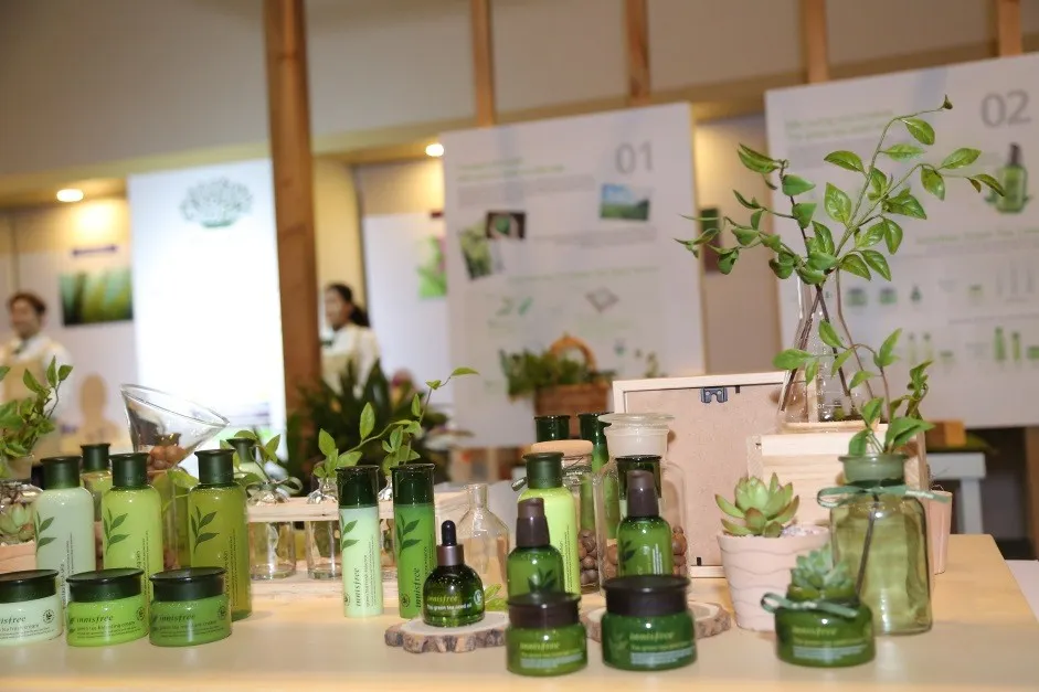 innisfree Yoona - elle vietnam 3