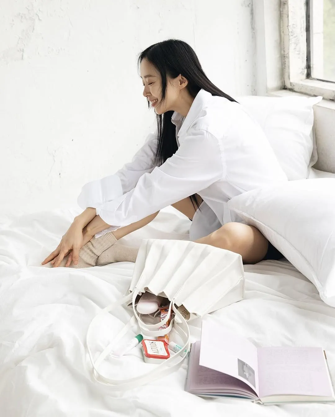 Thời trang của jeon do yeon áo sơ mi 