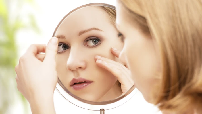 trị mụn đầu đen ở mũi ft