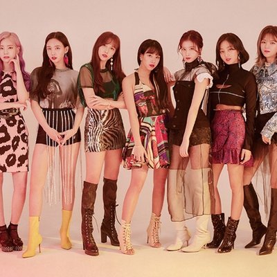 8 MV Kpop có phong cách thời trang ấn tượng nhất năm 2018