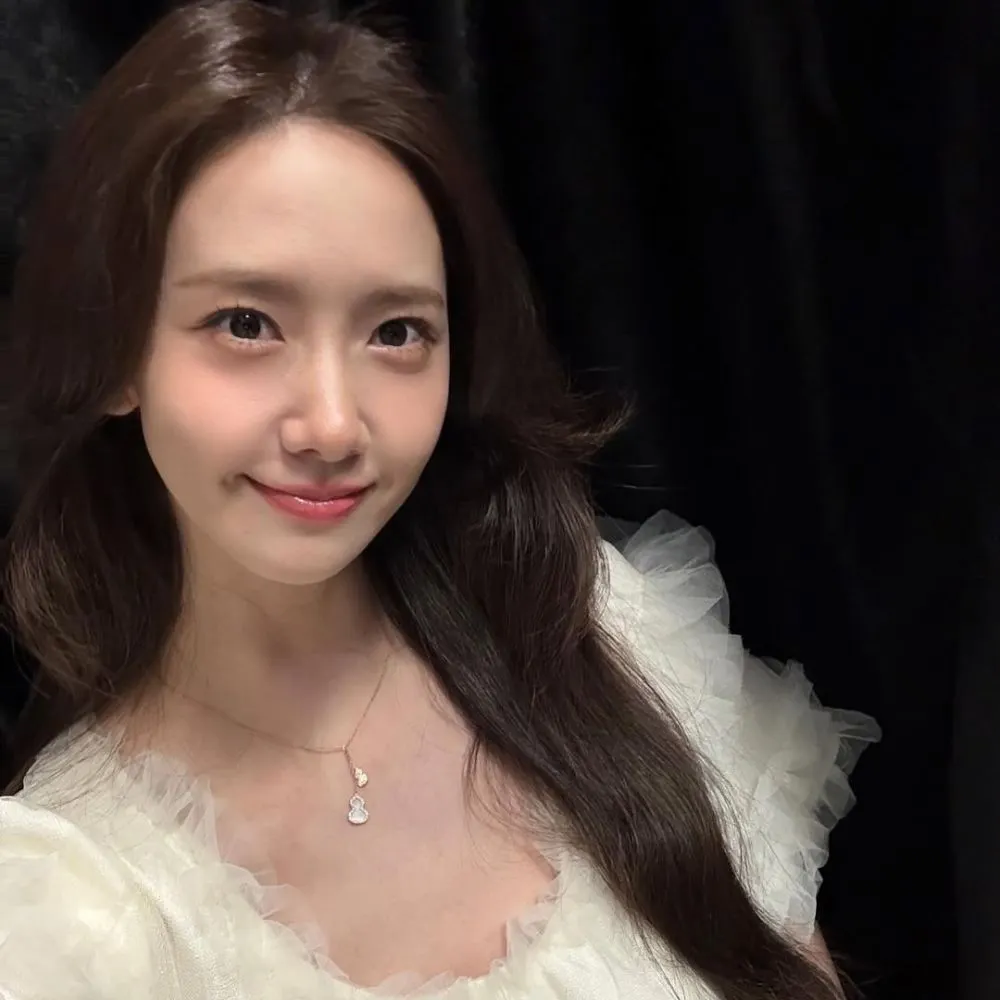 Hình ảnh Yoona selfie.