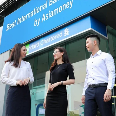 Standard Chartered hỗ trợ phụ nữ